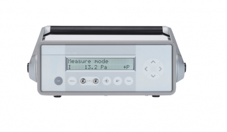 Portable pressure calibration device CALIB100 / CALIB200